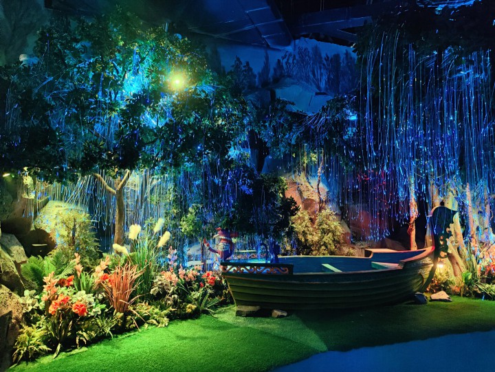 tata-world-dark-ride-nha-trang-02.jpg